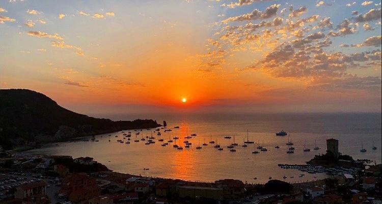 Occhio Sul Mare Διαμέρισμα Giglio Porto Εξωτερικό φωτογραφία